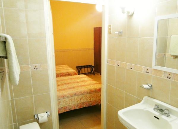 Hotel Posada Regis Гвадалахара Экстерьер фото