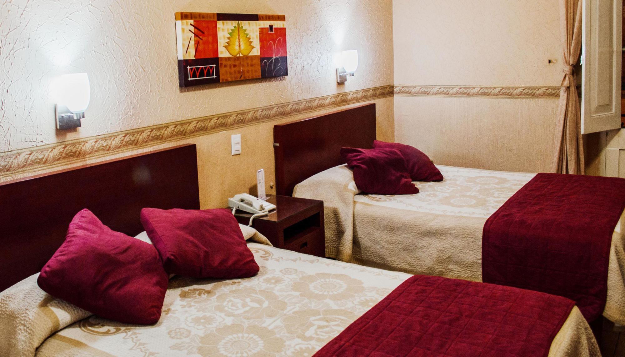 Hotel Posada Regis Гвадалахара Экстерьер фото